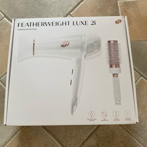 NEW T3 Featherlite Luxe 2i Hair Dryer
